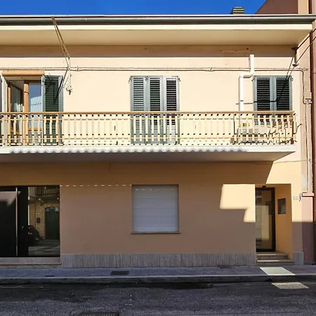 Regina Margherita, A Due Passi Dal Mare Civitanova Marche